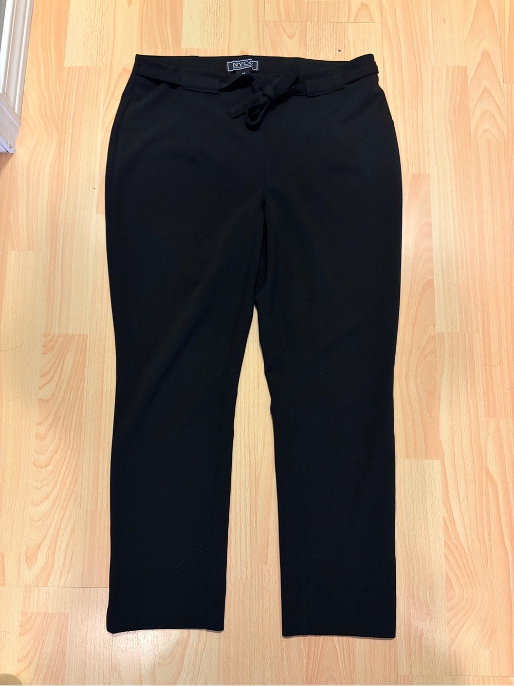 New York & Company Black Cropped Pull-On Pants